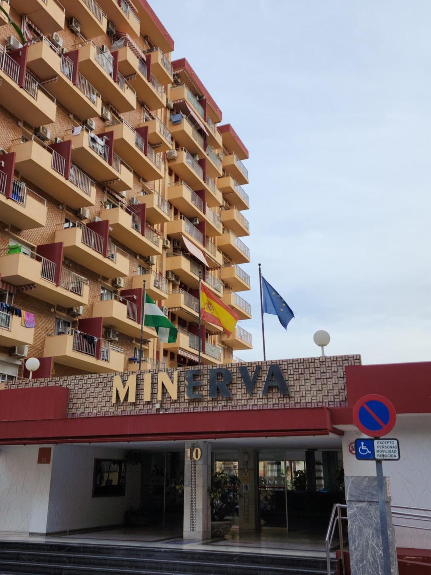 Benalmadena Minerva 401 Estudio Con Gran Piscina Y Parque Acuatico Екстериор снимка